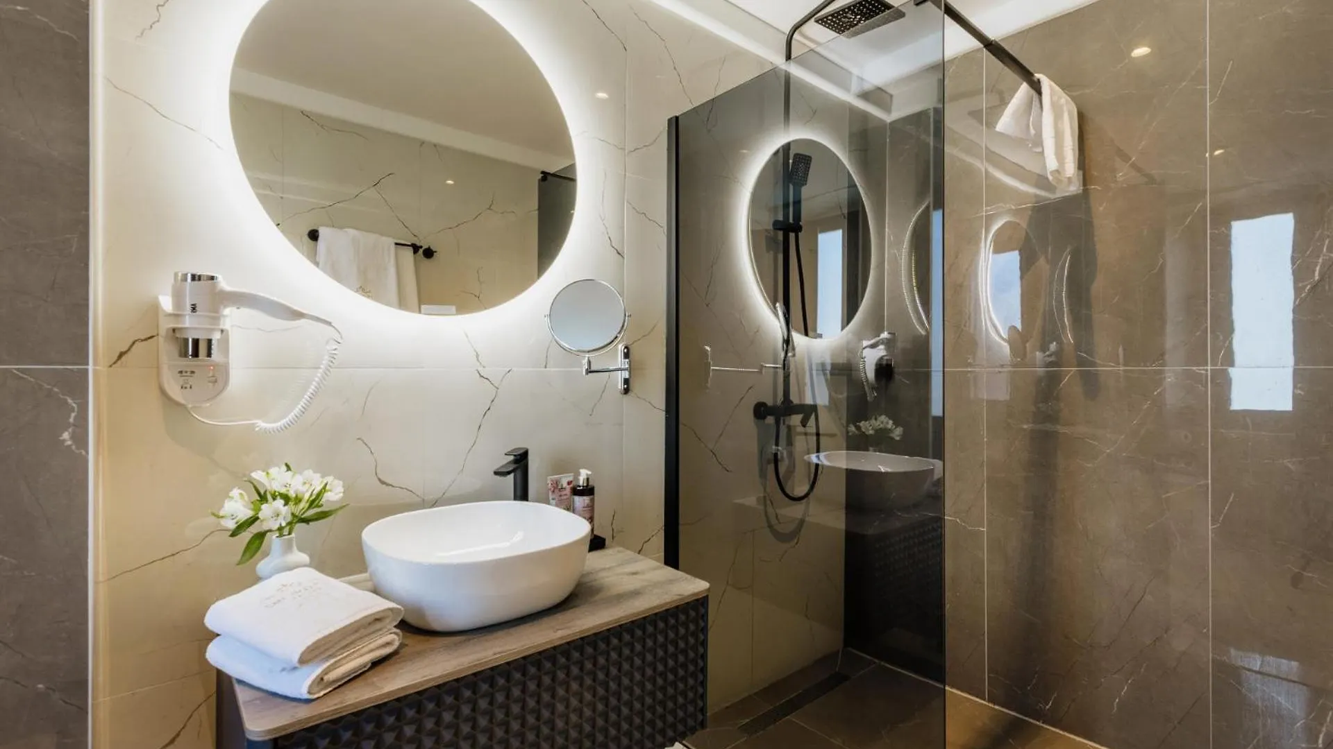 Hotel San Valentino Palace, Umag City Center